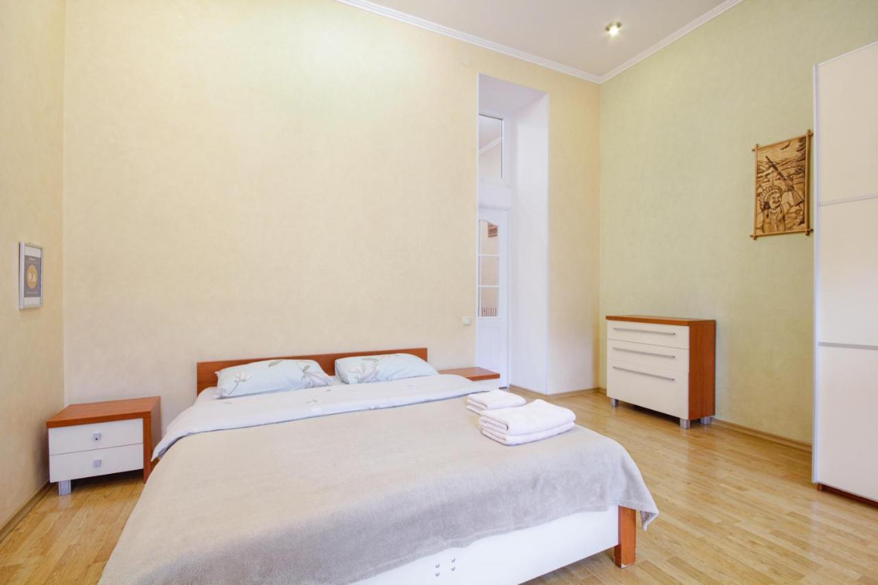 Pushkinskaya 14 Aparts Apartment Oldenburg Bagian luar foto